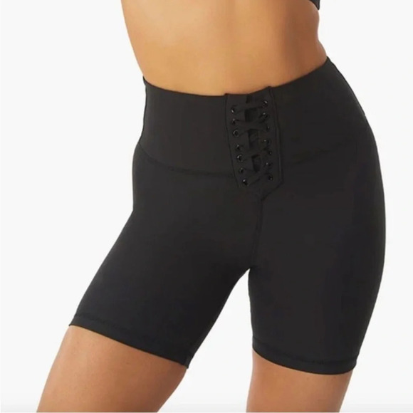 WeWoreWhat Lace Up Biker Short Size XL Solid Black Athleisure - Picture 3 of 5